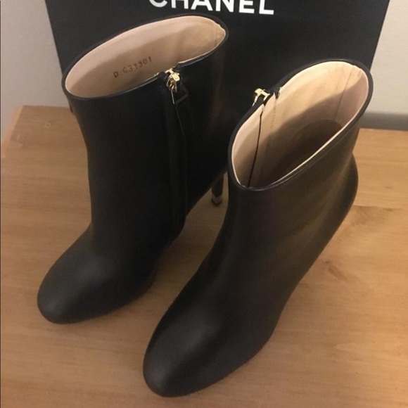 Chanel Black Boots / Booties (NEW) - Picture 4 of 8